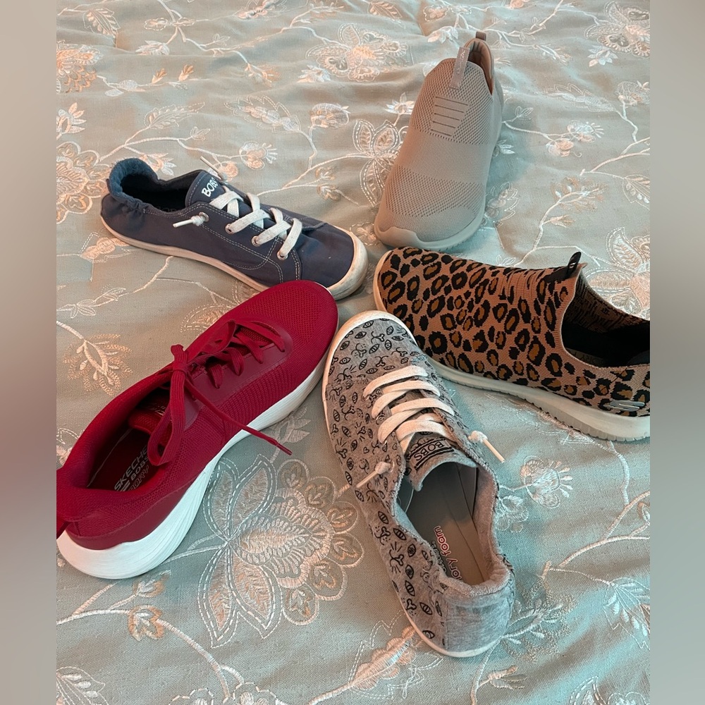 SKECHERS PALOOZA!! FIVE Pair Size 10 Sneakers Collection